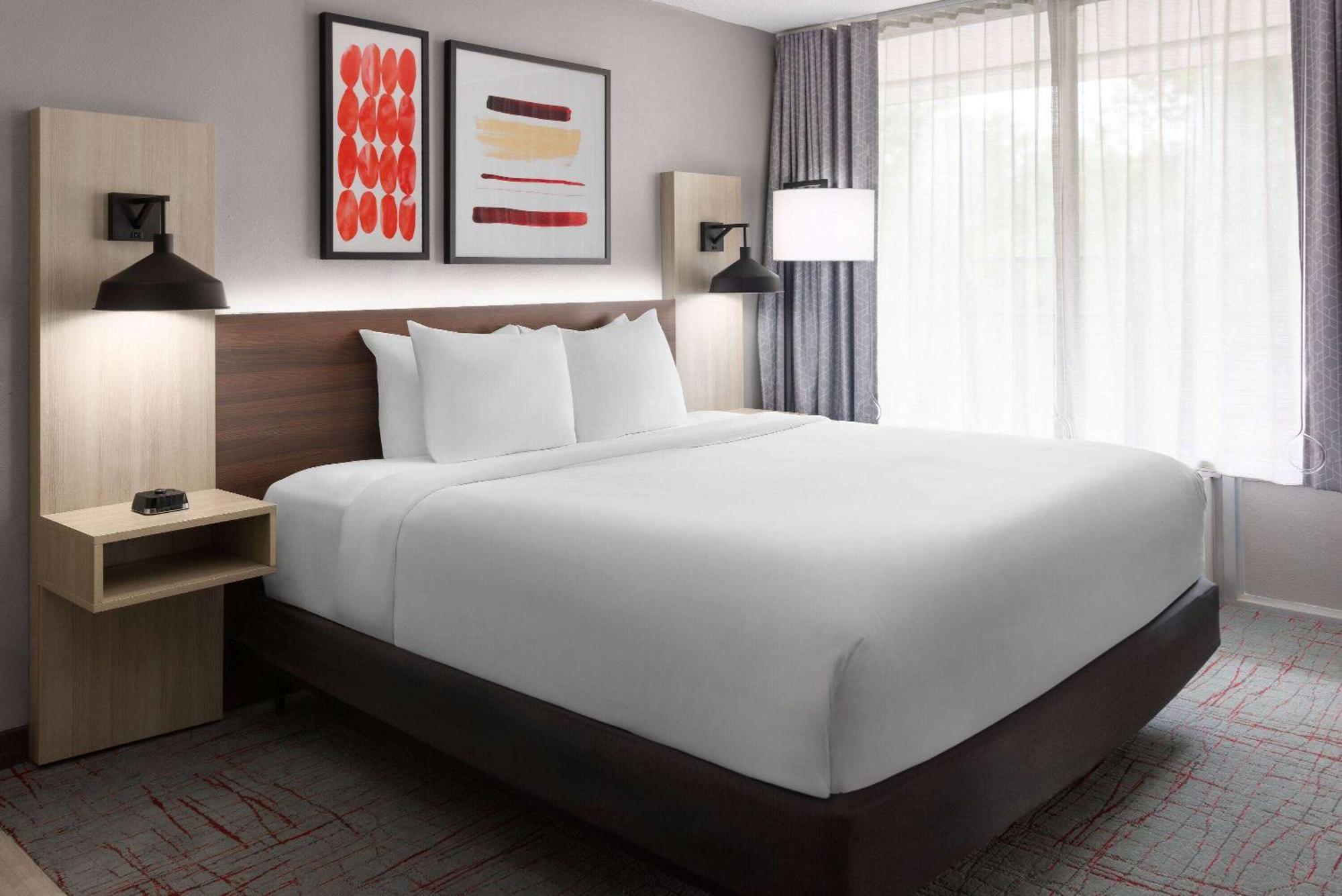 Hawthorn Extended Stay By Wyndham Columbia-Ft Jackson Exterior photo